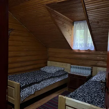 Holiday home дім-садиба озерел