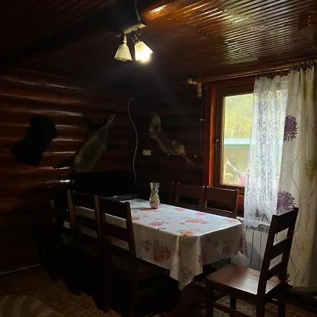 Holiday home дім-садиба озерел
